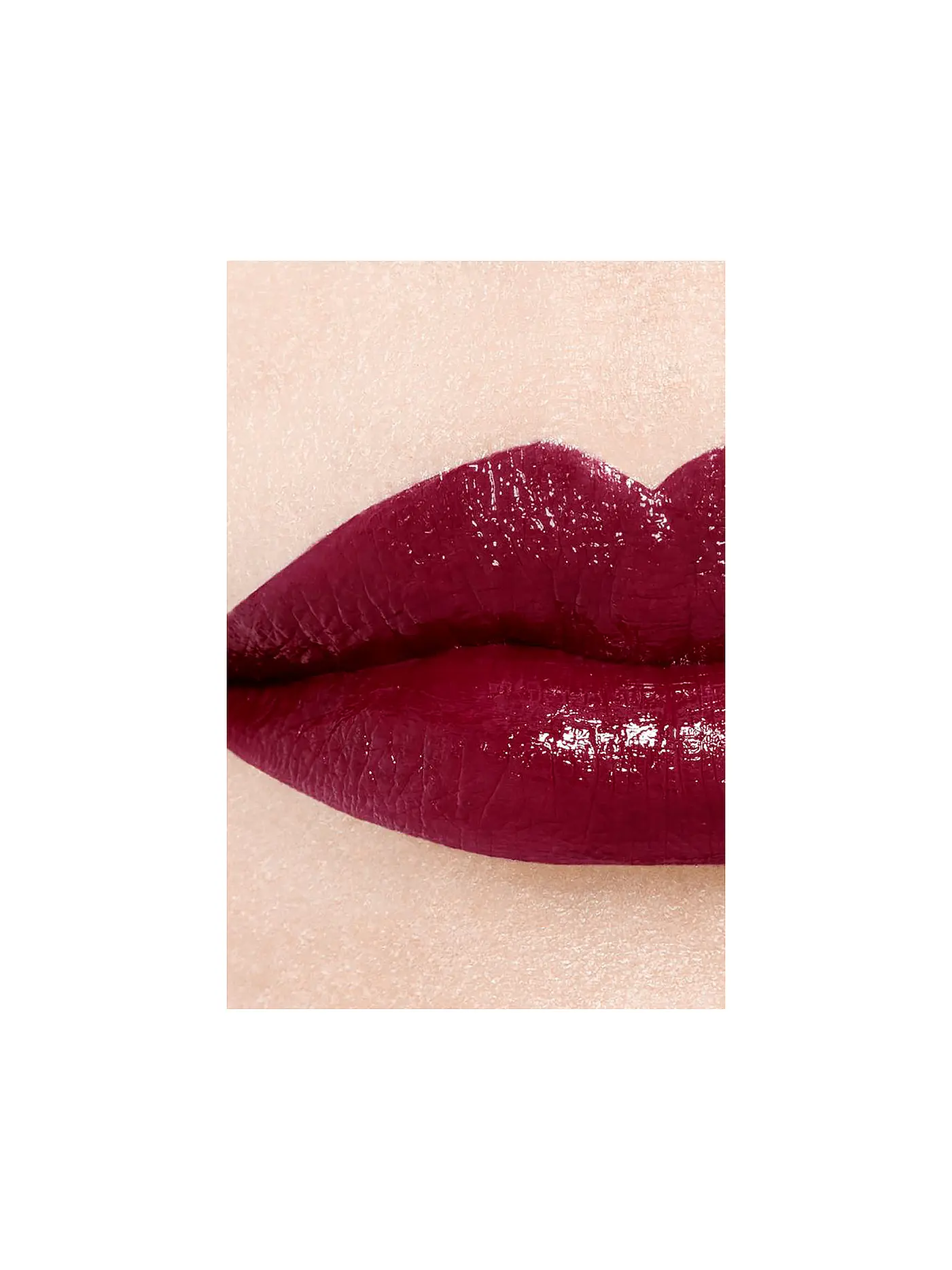 CHANEL |  DER FEUCHTIGKEITSSPENDENDE, AUFPOLSTERNDE, HOCHGLÄNZENDE UND FARBINTENSIVE LIPPENSTIFT MIT LANGEM HALT. 3G | 